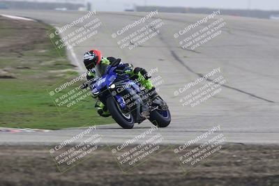 media/Nov-29-2025-TrackDaz (Sat) [[10ae2d9bce]]/A Group/Session 3 (Outside Grapevine)/